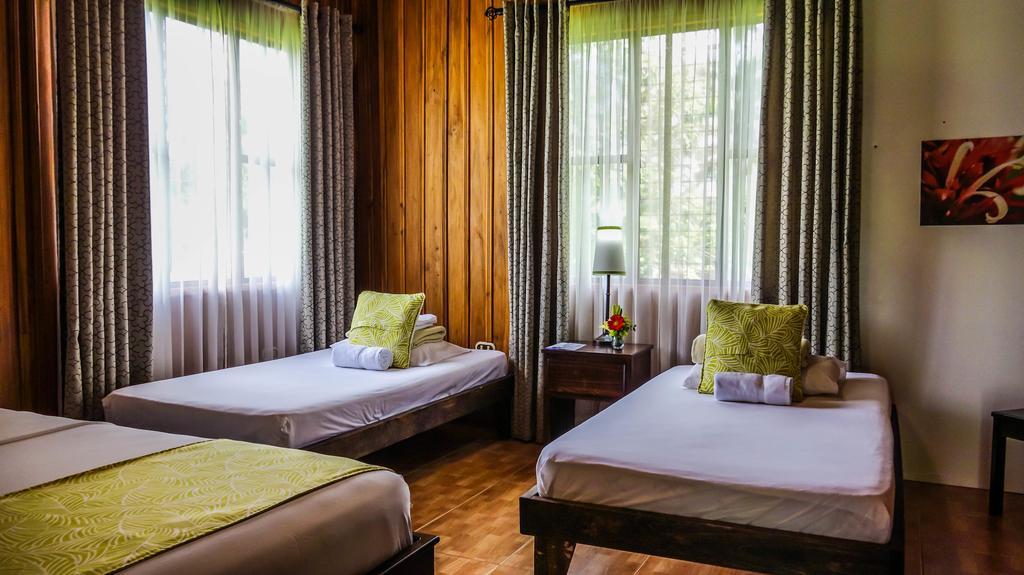 Hotel Tangara Arenal B&B La Fortuna Екстер'єр фото
