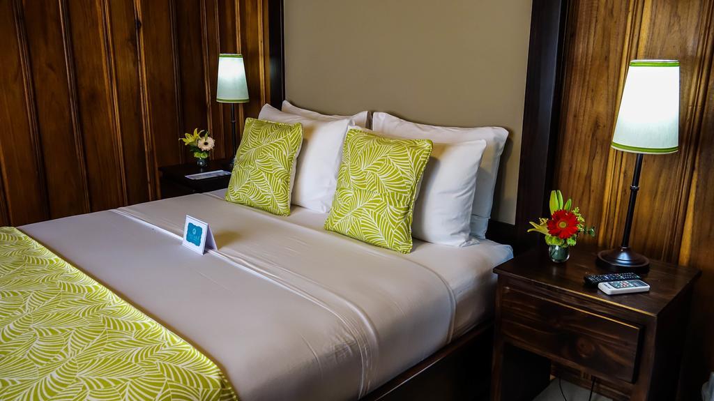 Hotel Tangara Arenal B&B La Fortuna Екстер'єр фото