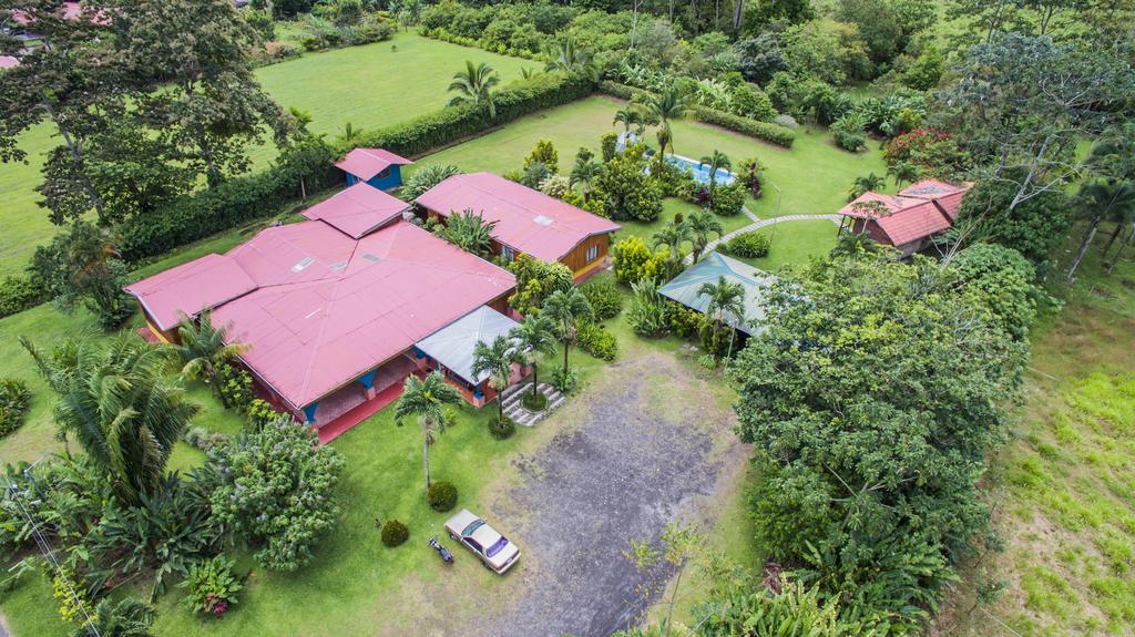 Hotel Tangara Arenal B&B La Fortuna Екстер'єр фото