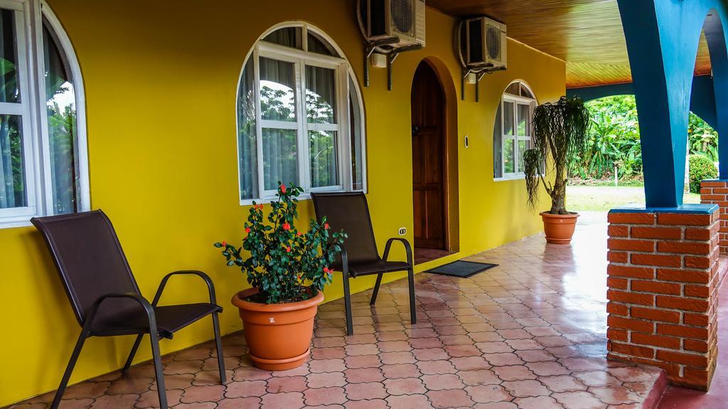 Hotel Tangara Arenal B&B La Fortuna Екстер'єр фото