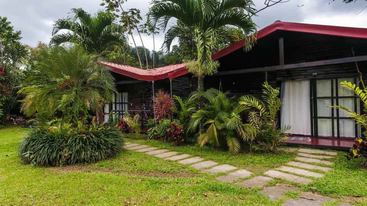 Hotel Tangara Arenal B&B La Fortuna Екстер'єр фото